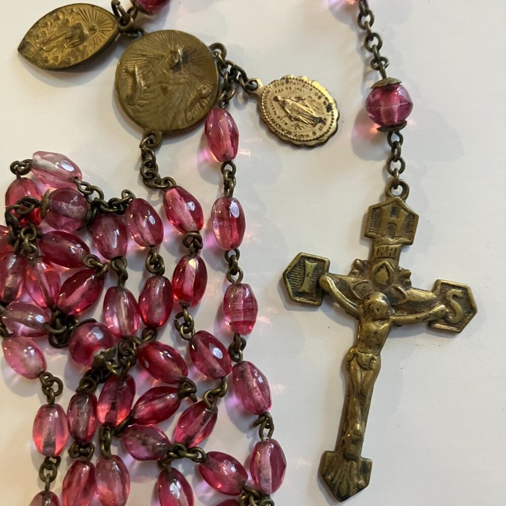 Vintage Religious Jewelry Lot – Sterling Silver Heart, Rosary, Medals, Crosses - Picture 2 of 9